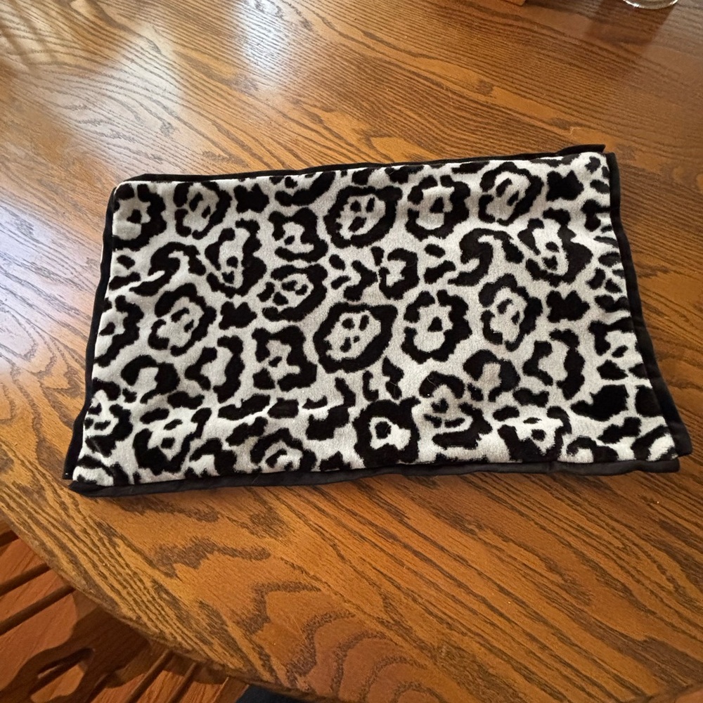 Leopard print pillow case